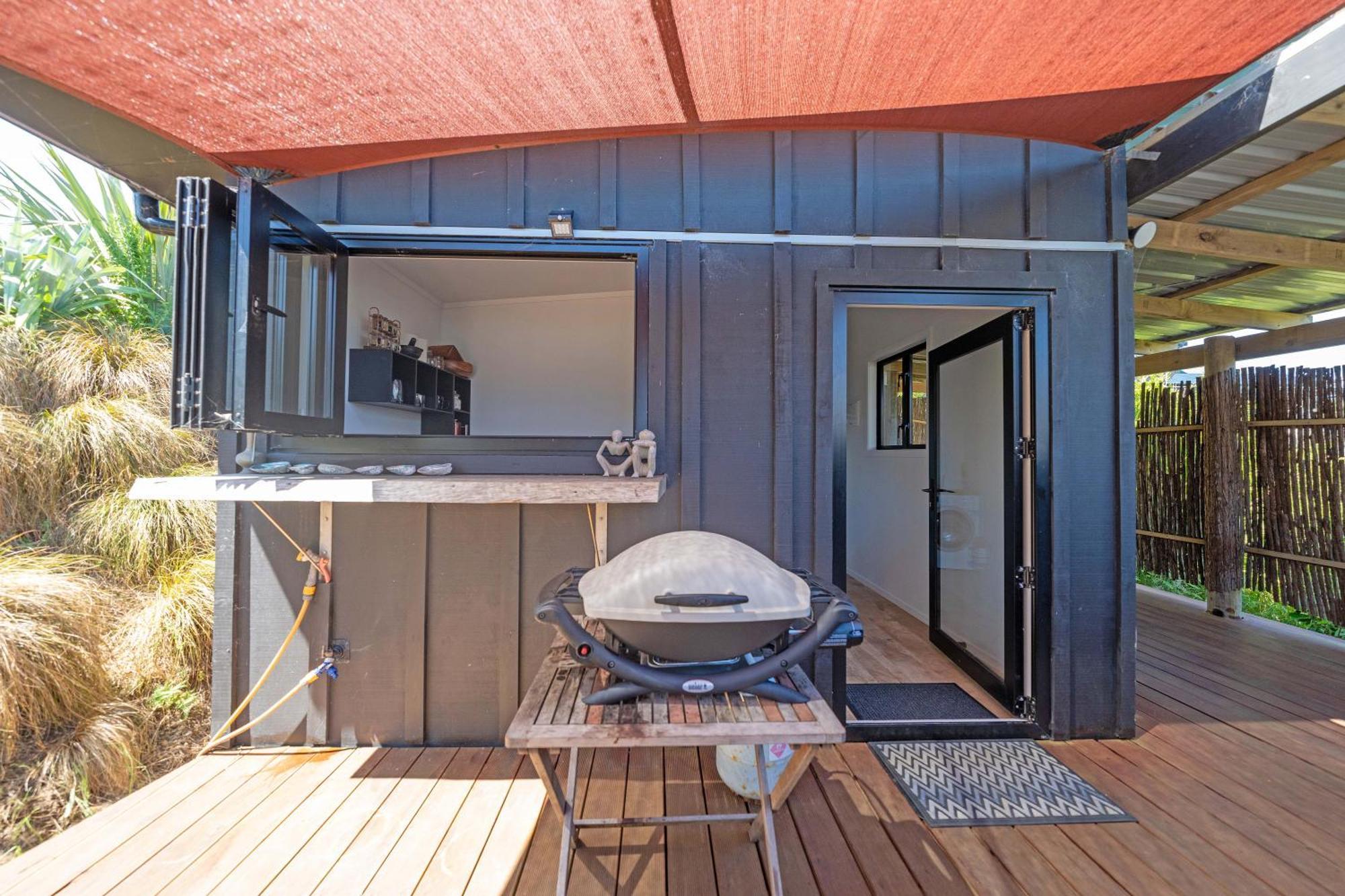 The Hole In The Rock Yurt Hotell Cape Foulwind Exteriör bild