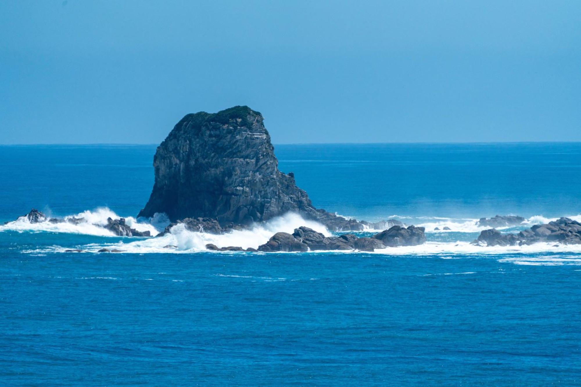 The Hole In The Rock Yurt Hotell Cape Foulwind Exteriör bild